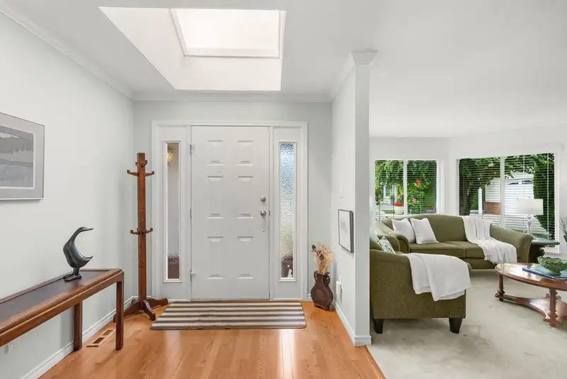 520 SANDBAR PLACE - photo 4 of 38