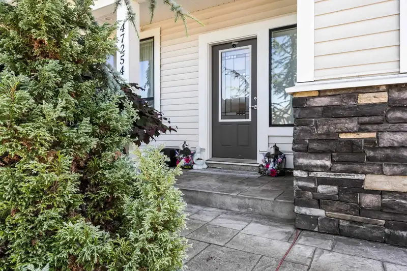 47254 SYLVAN DRIVE - photo 4 of 38