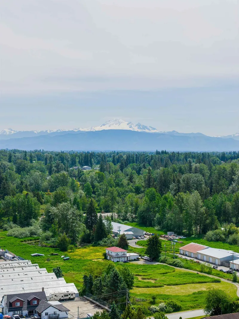 1550 227 STREET - photo 4 of 11