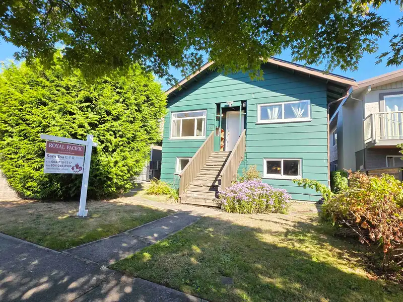 149 E 47TH AVENUE - photo 1 of 30