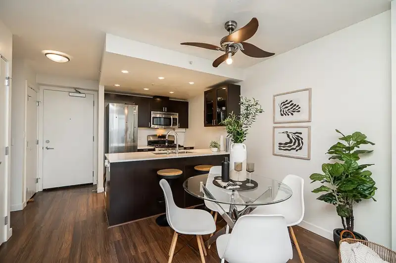1706 4815 ELDORADO MEWS - photo 2 of 30