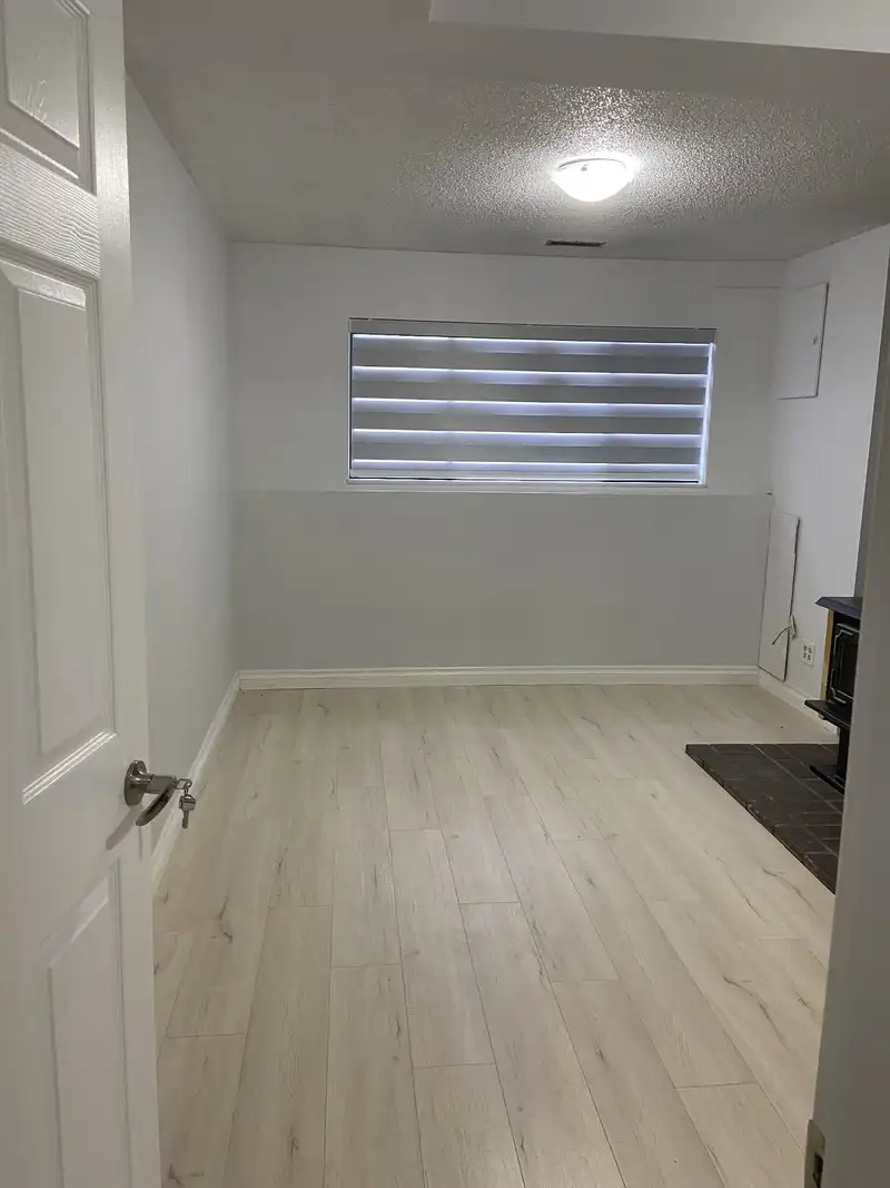 2369 WAKEFIELD COURT - photo 4 of 12