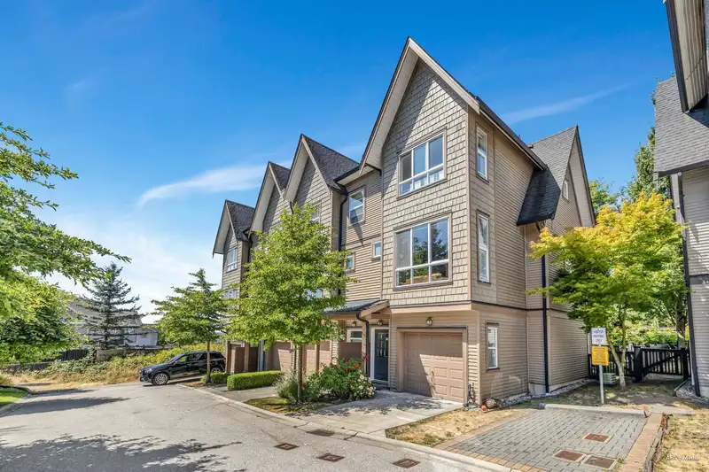46 10489 DELSOM CRESCENT - photo 1 of 31