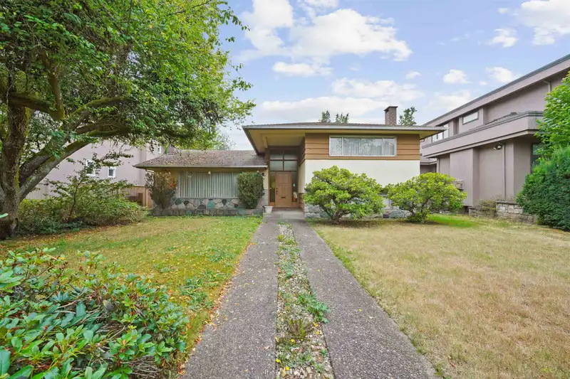 6891 LAUREL STREET - photo 1 of 17
