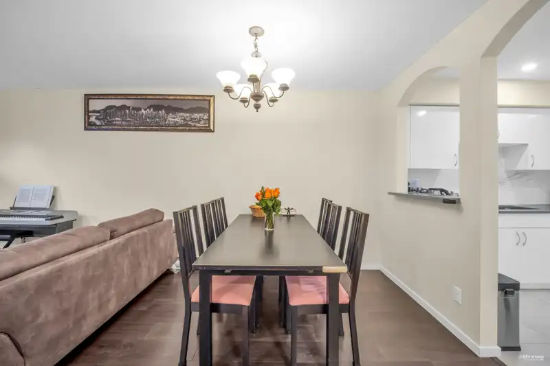 25 7488 SALISBURY AVENUE - photo 4 of 33