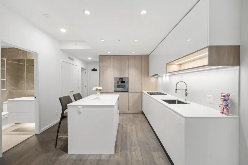 1203 6300 MINORU BOULEVARD - photo 3 of 25