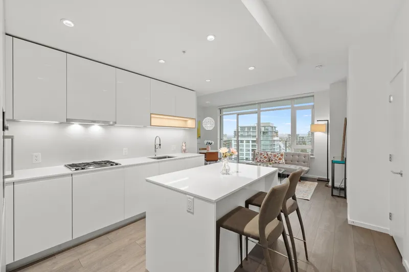 1203 6300 MINORU BOULEVARD - photo 4 of 25