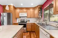 6457 SUMMIT CRESCENT - thumbnail 12
