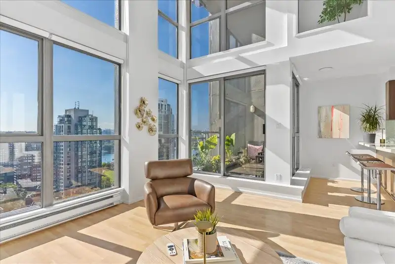 1808 1238 RICHARDS STREET - photo 1 of 29