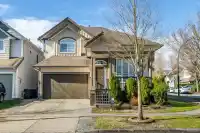 6143 150B STREET - thumbnail 1