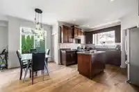 6143 150B STREET - thumbnail 9