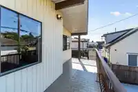 2739 E 8TH AVENUE - thumbnail 38