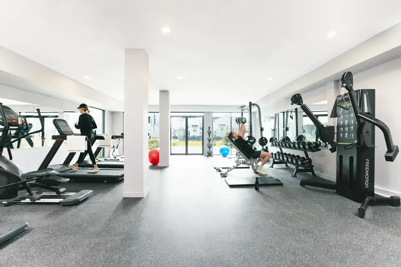 304 13668 79 AVENUE - photo 3 of 4