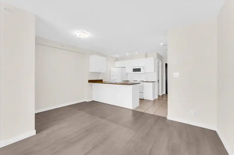 1712 938 SMITHE STREET - photo 3 of 29