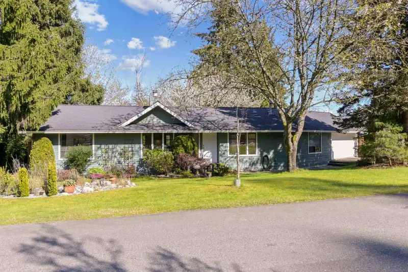 15342 KILLARNEY COURT - photo 1 of 40