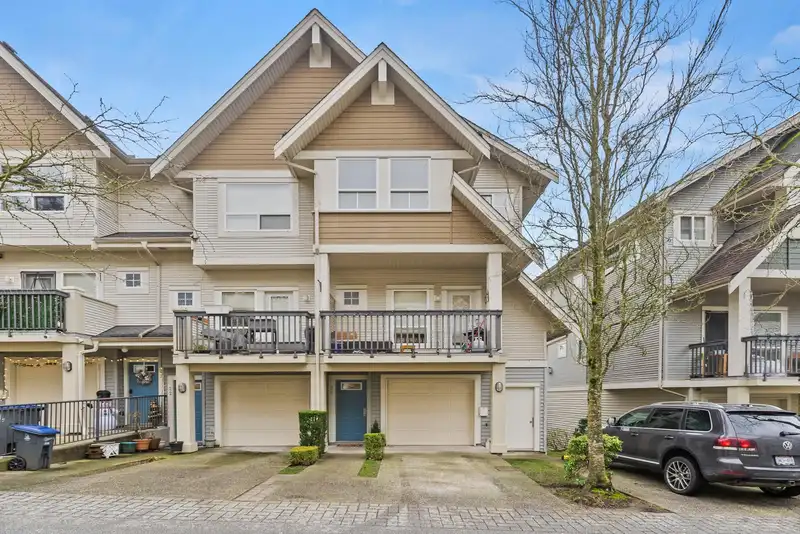 21 15065 58 AVENUE - photo 1 of 34