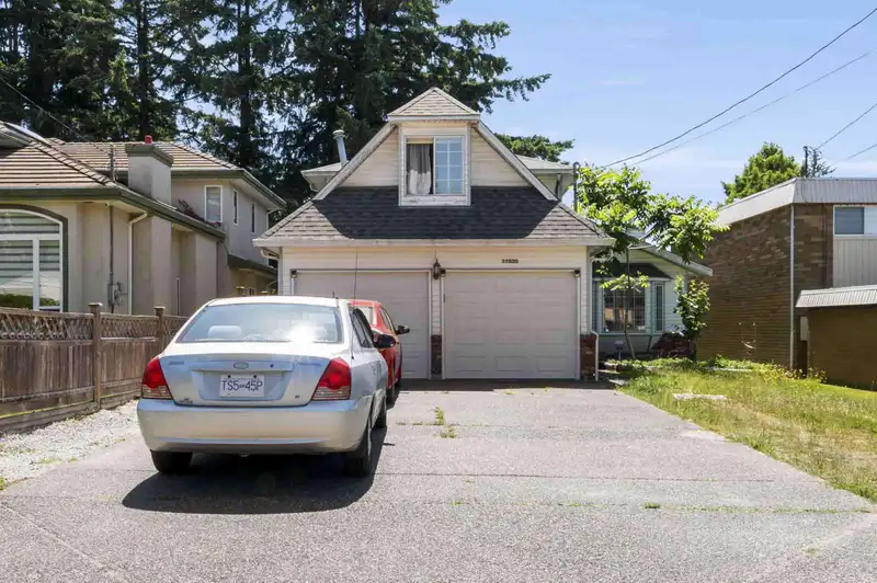 11630 72A AVENUE - photo 1 of 32