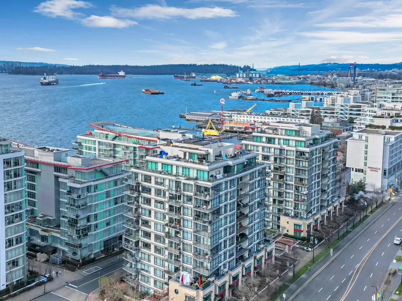 1102 172 VICTORY SHIP WAY - photo 2 of 25