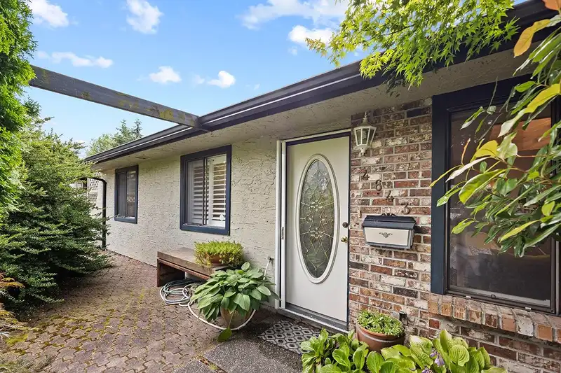 4643 55 STREET - photo 1 of 39