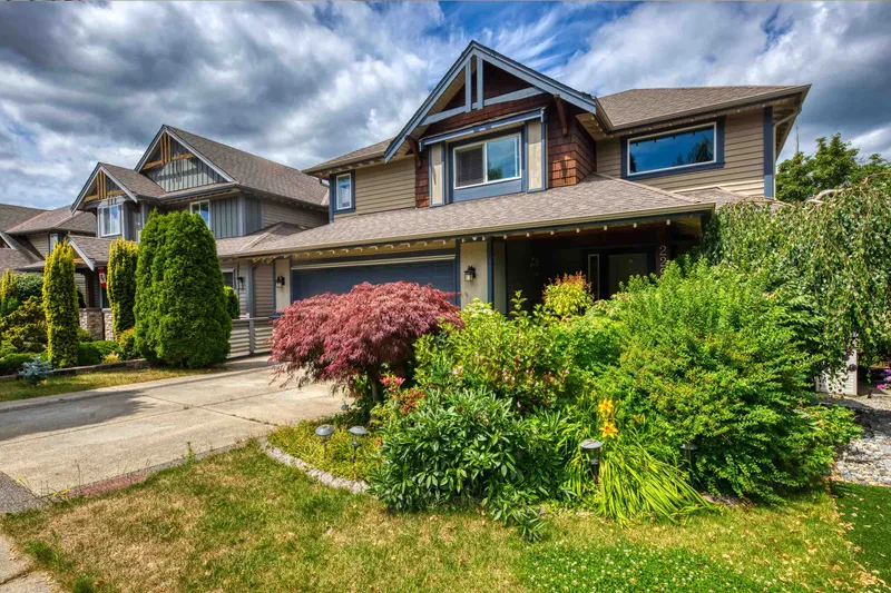 22997 GILBERT DRIVE - photo 2 of 25