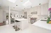 2135 LAWSON AVENUE - thumbnail 13