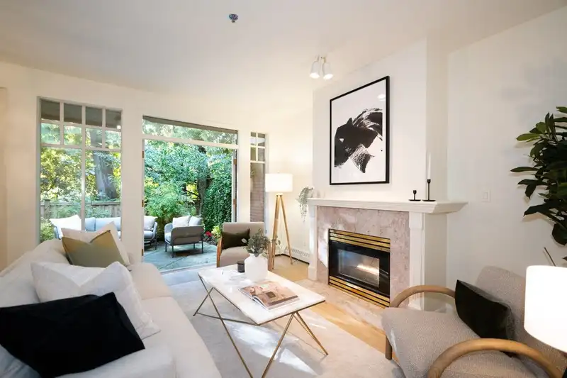 33 5880 HAMPTON PLACE - photo 1 of 27