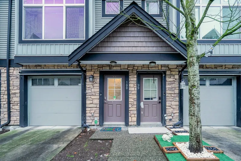 100 6299 144 STREET - photo 2 of 25