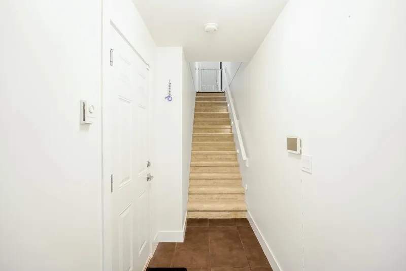 100 6299 144 STREET - photo 3 of 25