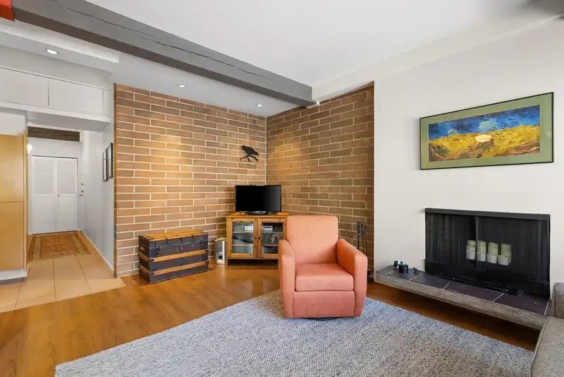 309 1535 NELSON STREET - photo 4 of 40
