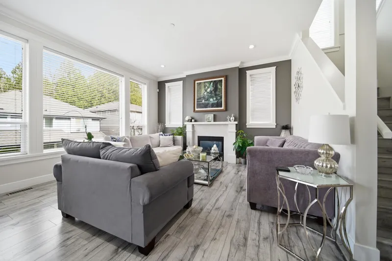 24345 104 AVENUE - photo 4 of 25