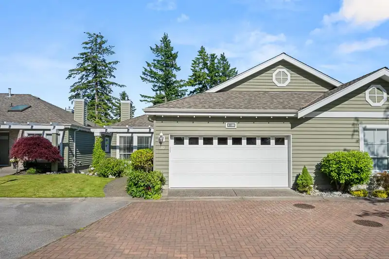 30 1711 140 STREET - photo 1 of 40