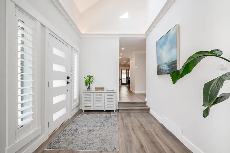 15807 COLUMBIA AVENUE - photo 4 of 25