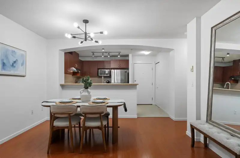 303 9098 HALSTON COURT - photo 3 of 21