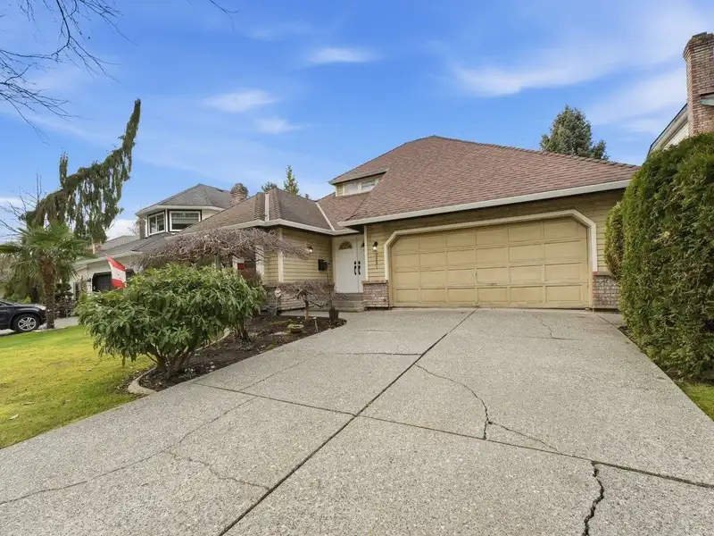 12201 NORTHPARK CRESCENT - photo 2 of 30