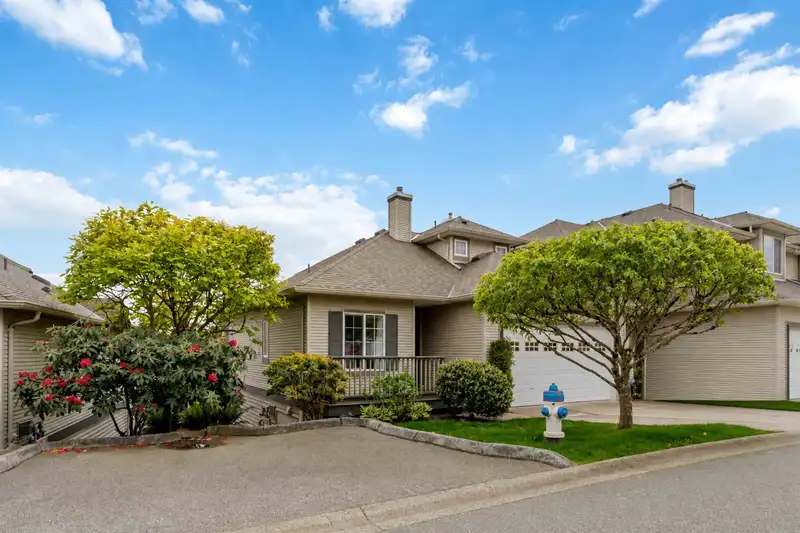 11 2088 WINFIELD DRIVE - photo 1 of 33