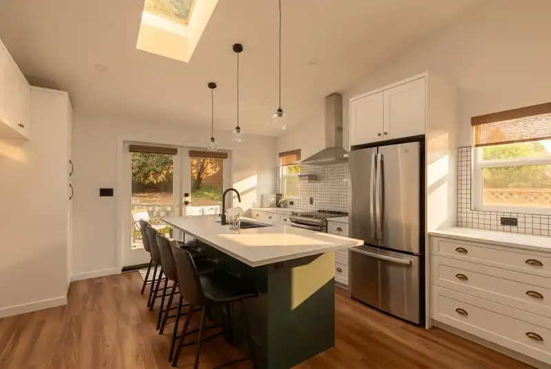 8029 WESTLAKE STREET - photo 2 of 29