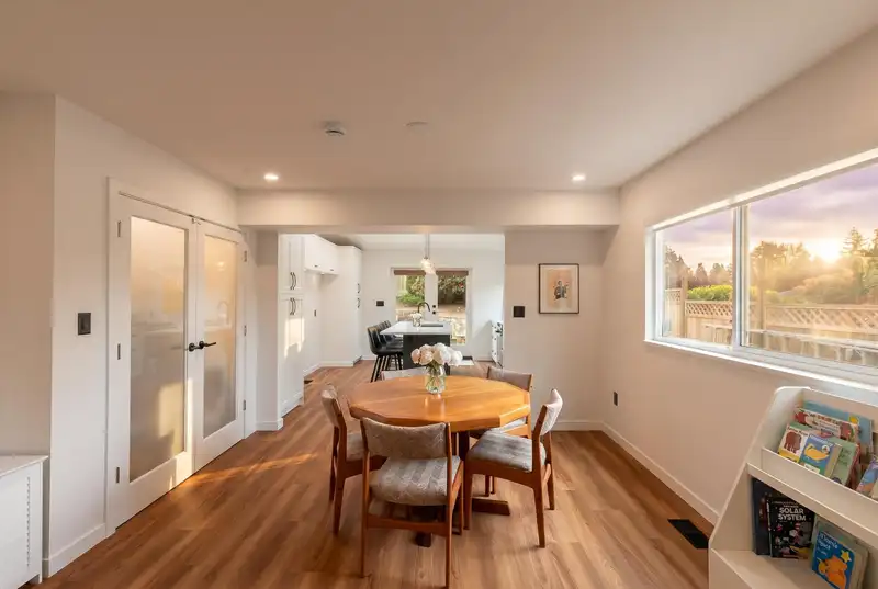 8029 WESTLAKE STREET - photo 3 of 29