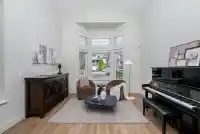 109 CRANBERRY COURT - thumbnail 3