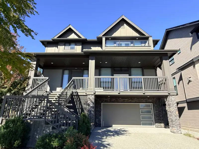 3561 SHEFFIELD AVENUE - photo 1 of 16