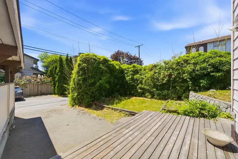338-342 ST. GEORGES AVENUE - photo 4 of 35