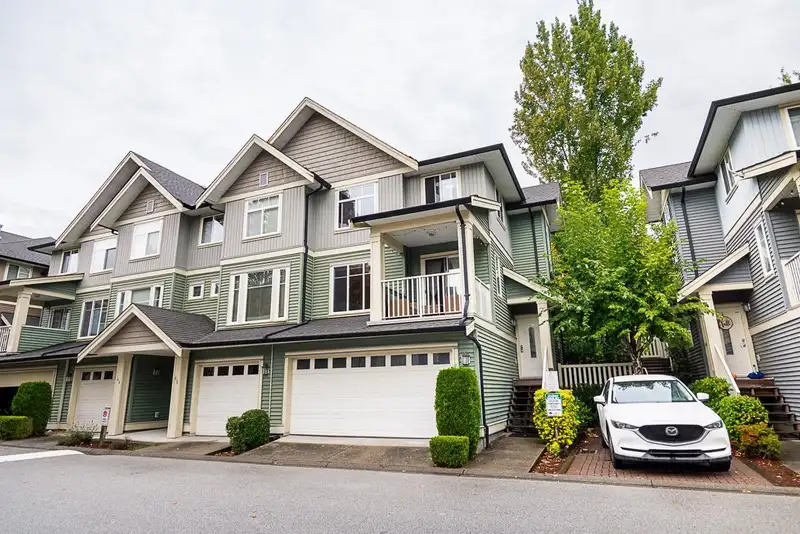 66 6575 192 STREET - photo 4 of 37