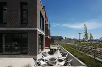 TH112 755 HARBOURSIDE DRIVE - thumbnail 8