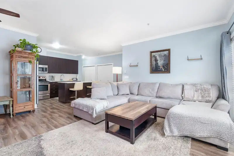 318 20460 DOUGLAS CRESCENT - photo 1 of 27