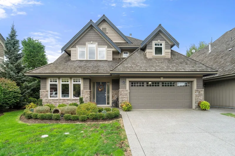 19 3300 157A STREET - photo 1 of 25