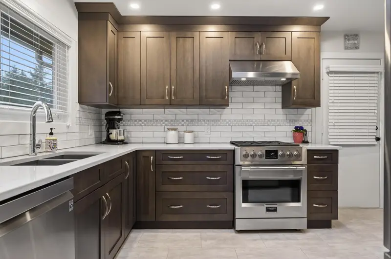 820 BALLANTRAE COURT - photo 4 of 25