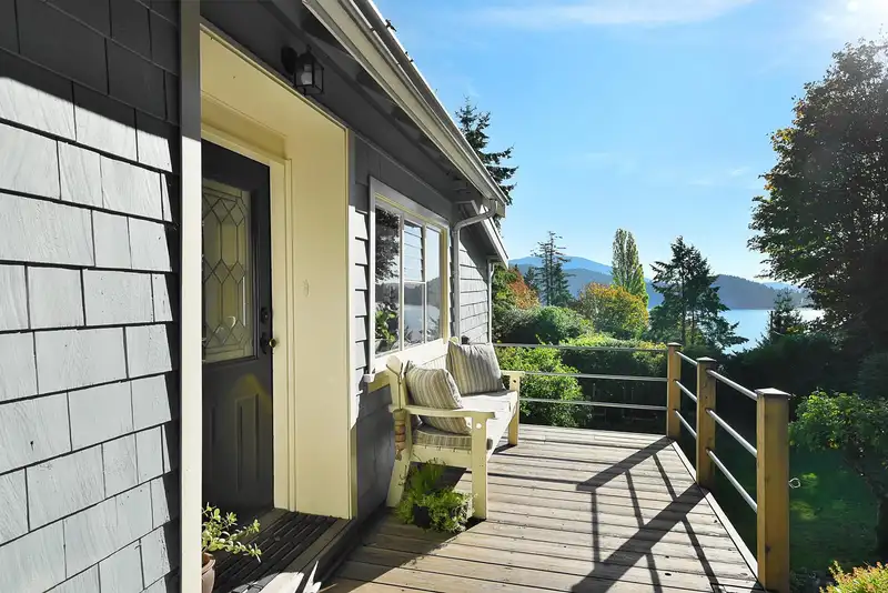 586 BALS LANE - photo 3 of 40