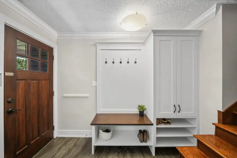 1737 ANDERSON WAY - photo 3 of 40