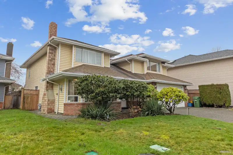 10260 MCLEOD COURT - photo 2 of 40