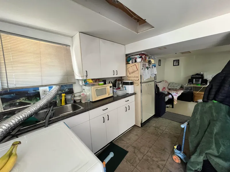 1224 SIXTH AVENUE - photo 4 of 25