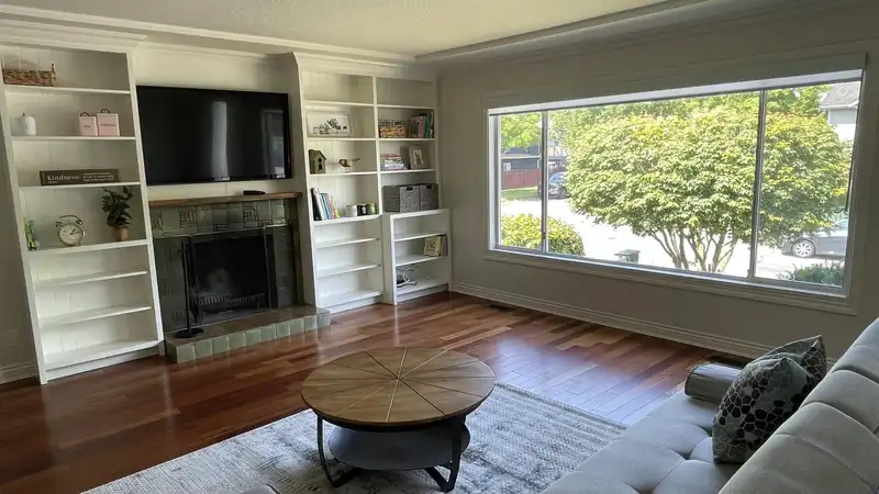 816 E 52ND AVENUE - photo 4 of 15